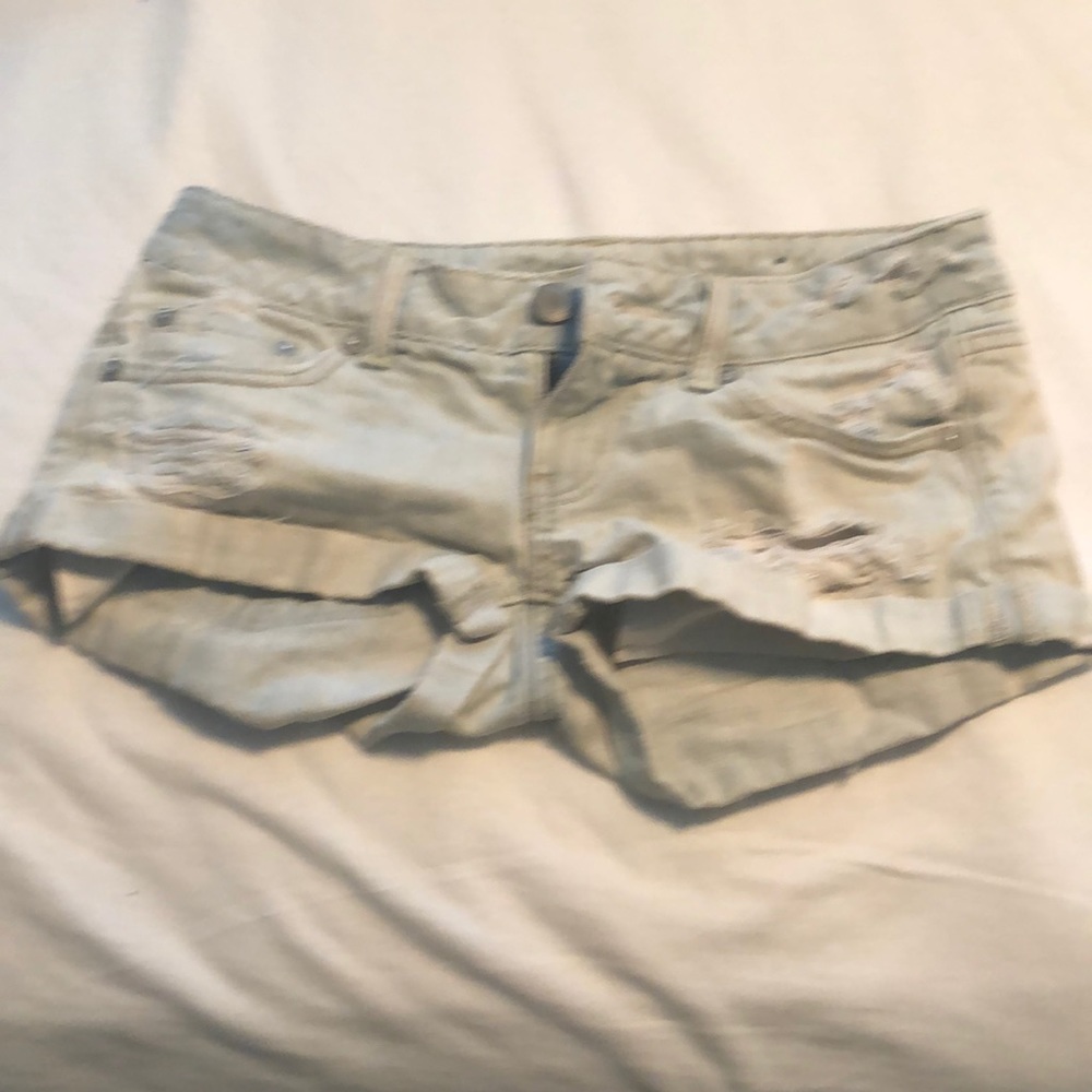Short jean shorts